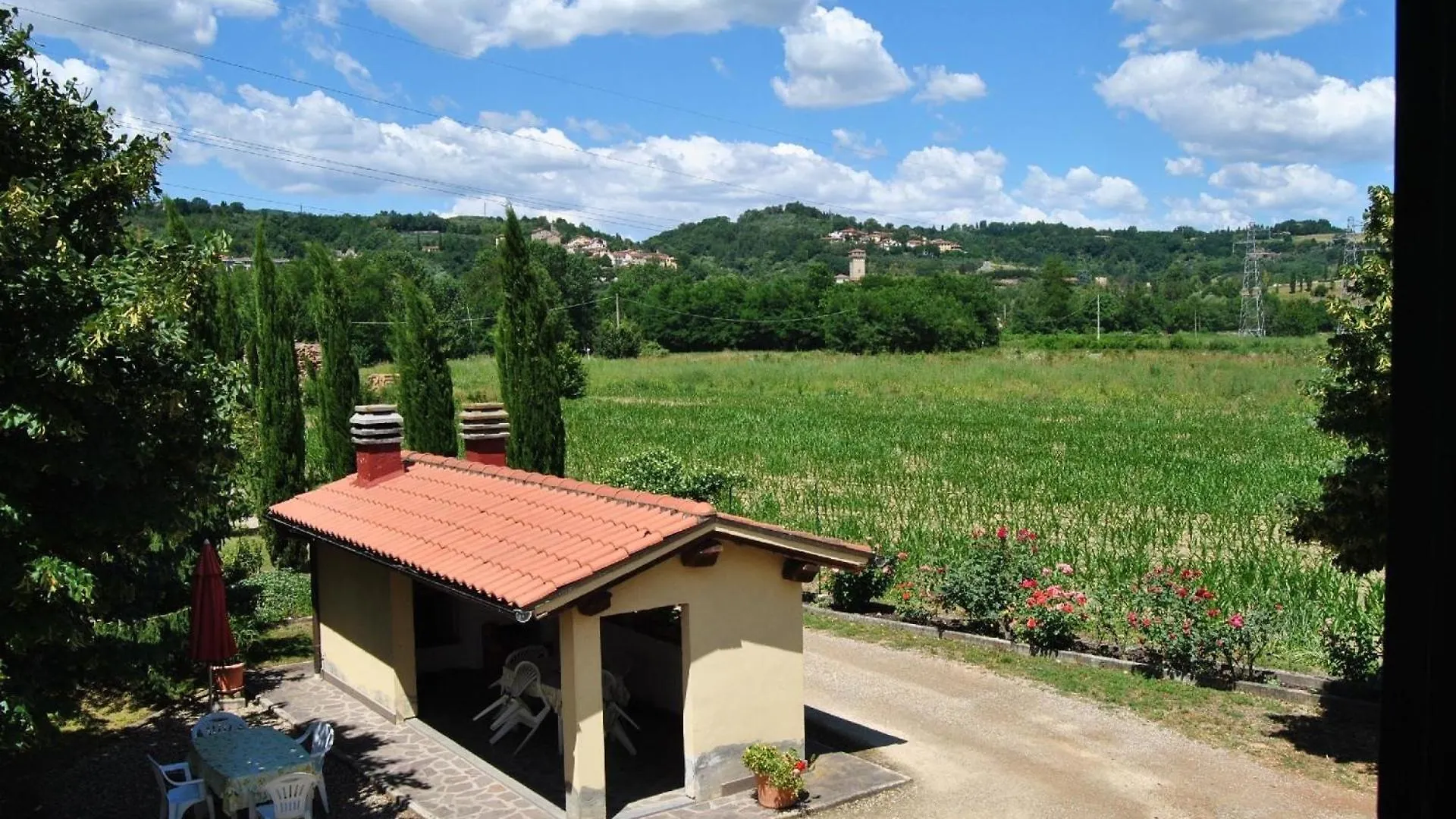 Charmantes Ferienhaus In Piani Della Rugginosa Mit Grossem Garten Reggello Italia
